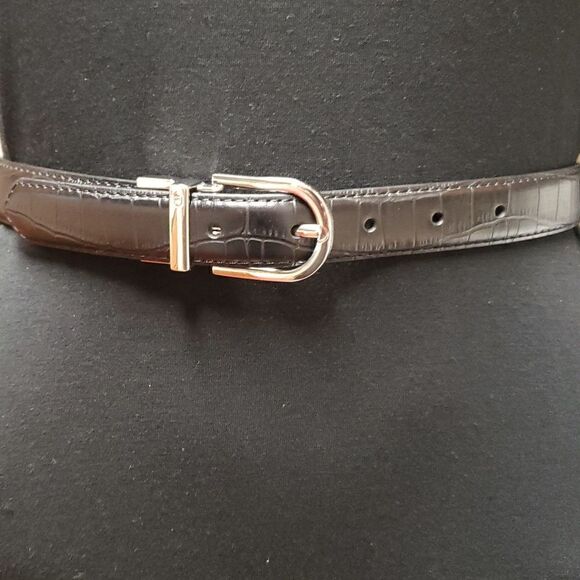 🌹BLACK AND SILVER BELT - Picture 1 of 3
